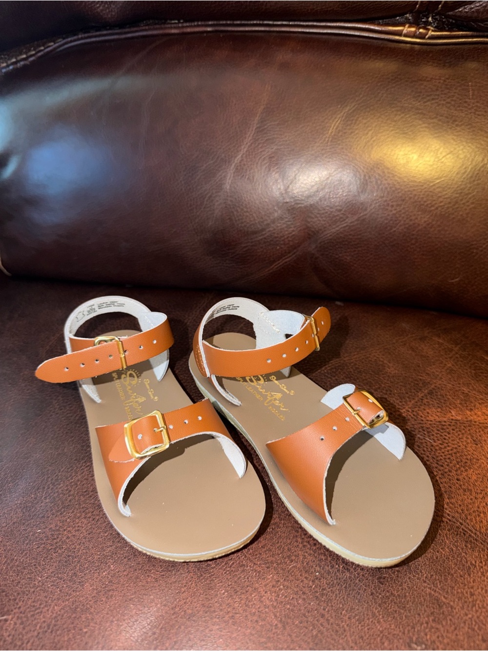 Little Kids Tan Buckle Strap Sandals